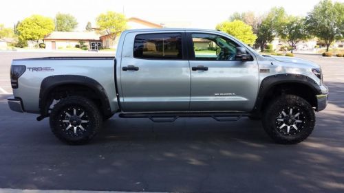2011 toyota tundra crewmax trd lifted fully loaded rat rod bobber
