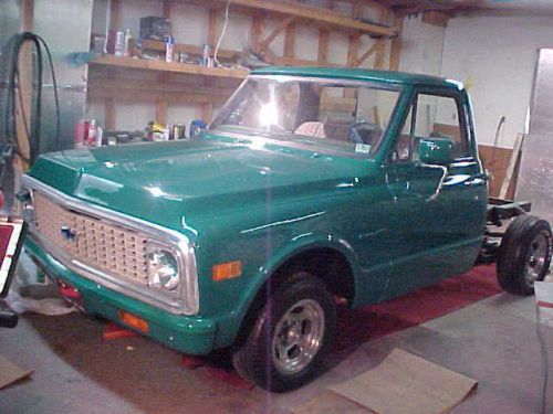 1972 chevy c /10 pick up truck nice project truck close to finish