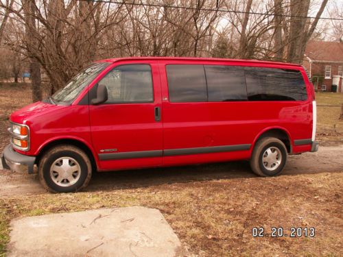 2000 chevrolet express 1500 ls standard passenger van 3-door 5.7l