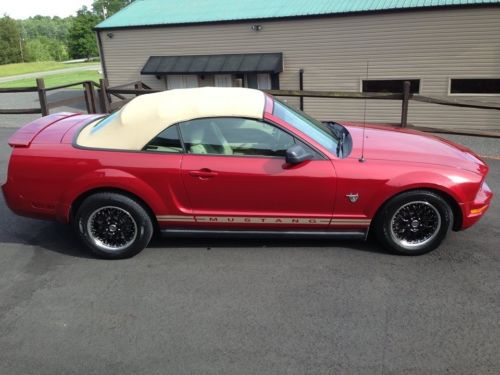 2009 v6 convertible ford mustang (salvage title)