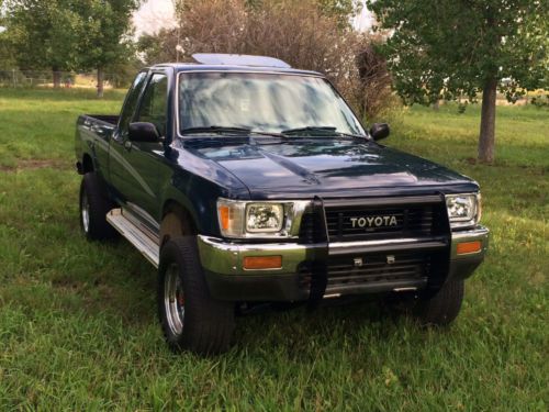1990 toyota truck pick up extra cab 4x4 22re 4cyl. 5 spd. no rust! a/c
