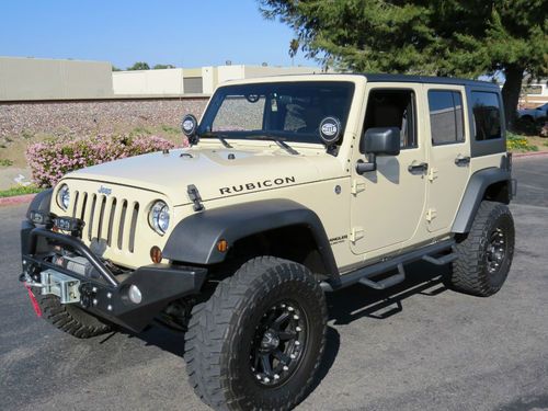 2011 wrngler unlimited ***low 15k miles** california jeep with lots of extras