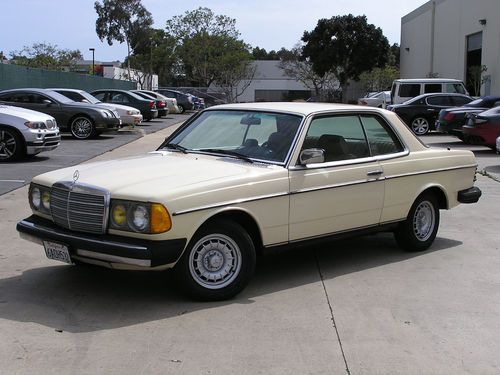 Mercedes 300 cd turbo  diesel great condtion very clean