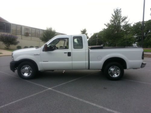 2007 ford f-250 super duty xlt extended cab pickup 4-door 6.0l