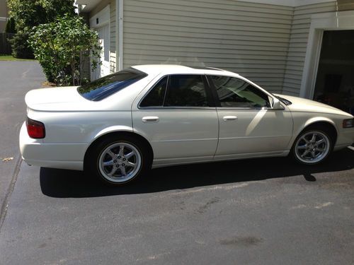 2000 cadillac seville sts sedan 4-door 4.6l diamon white 33k miles