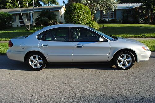 Purchase Used 2000 Ford Taurus Se Low Mileage No Reserve In West