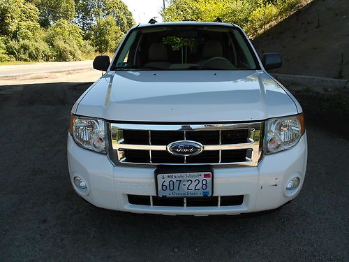 2008 ford escape ext  great suv  must see!!!