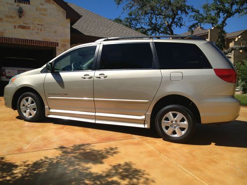 2004 toyota sienna rampvan le mini passenger van 5-door 3.3l