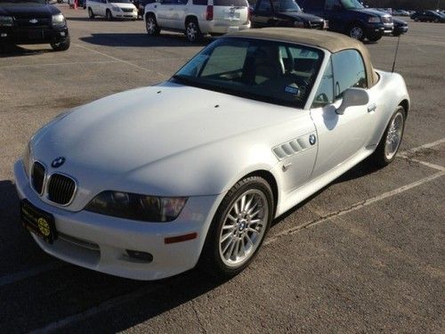 2001 bmw z3 roadster 3.0i v6 auto 1-owner carfax we finance 1-4yr warranty