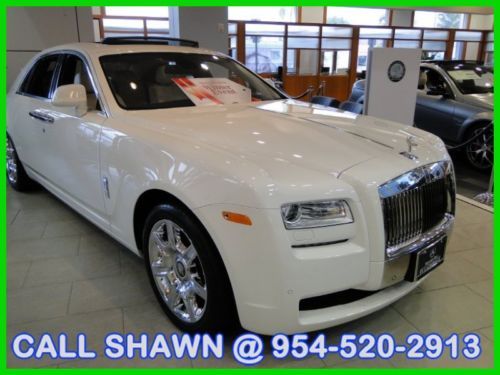 2012 rolls ghost feature1, msrp $300,905, rear tv,rear tables,20in chromed rims