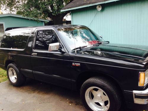1984 chevrolet s10/t10 blazer two owners, used, brand new motor, very clean