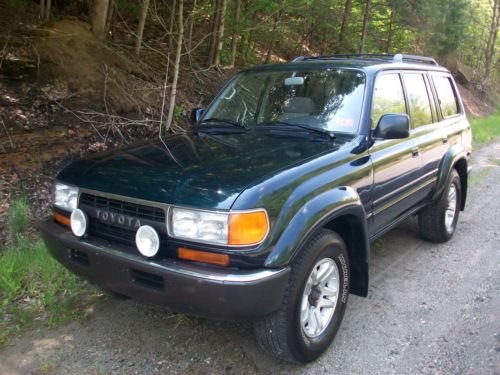 1993 toyota land cruiser sport utility 4-door 4.5l.extra clean. new tires