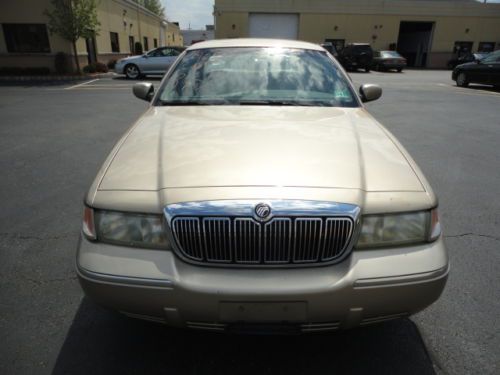 2000 gold grand marquis gs