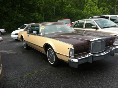 Lincoln like they use to make them!!! heavy adn a honey. brown leather
