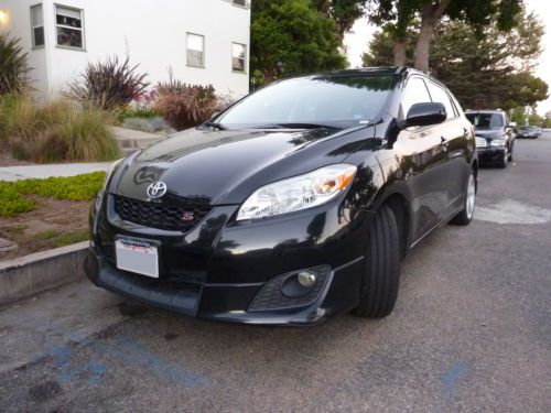 2009 toyota matrix s - 1 owner, clean title, low miles