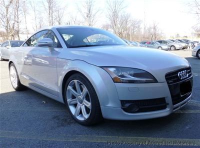 2008 audi tt coupe 3.2l quattro,red leather, navigation, heated seats,silver/red