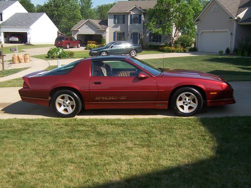 1988 chevrolet camaro iroc z28 20,000 miles t-tops 5.7l 350 v8