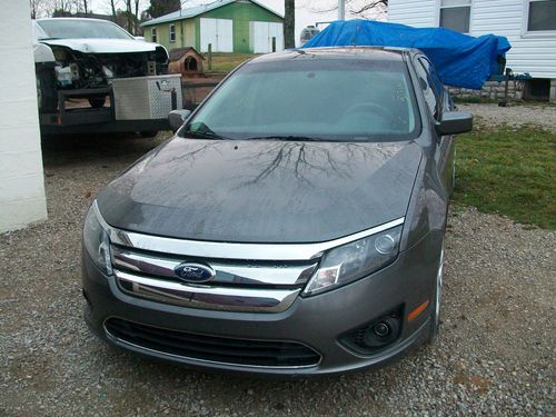 2011 ford fusion wrecked totaled salvage repairable damaged  low miles