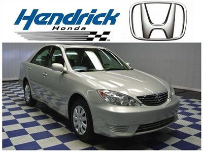 2005 toyota camry le - one owner - auto - cloth - warranty - cd player (1254a)