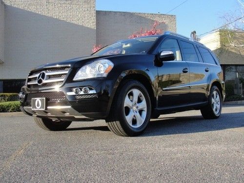 Beautiful 2010 mercedes-benz gl450 4-matic, loaded with options, warranty