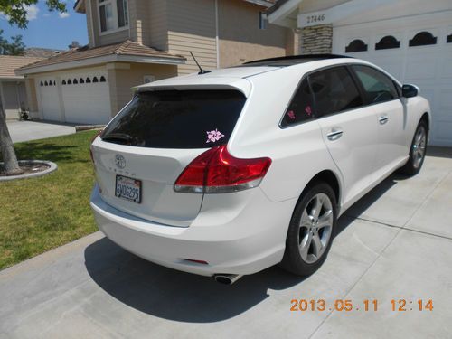 2009 toyota venza 3.5l, fully loaded, excellent condition