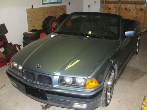 1995 bmw 325i base convertible 2-door 2.5l