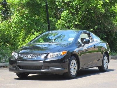 2012 honda civic lx coupe 1.8l 4 cyl gas saver almost new low low miles look!!