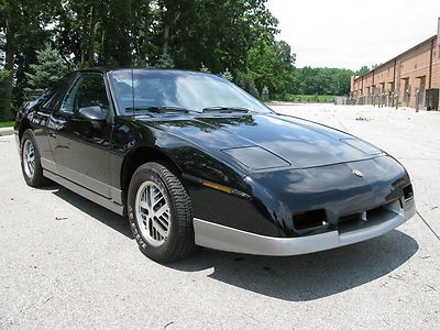 No reserve 1985 pontiac fiero gt with only 6k miles!! 100% original!! like new!!