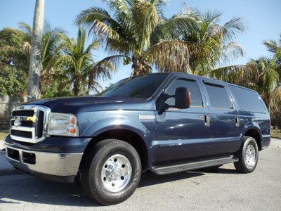 05 excursion 3 rows!! what a clean fla truck!!