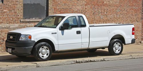 Ford f150 xlt 8 ft. bed.  v6 4.2l gasoline engine 2wd automatic