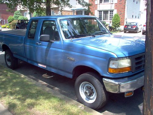 1997 ford f-250 heavy duty w/ tonneau cover &amp; 8 ft. bed