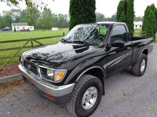 Very nice toyota tacoma