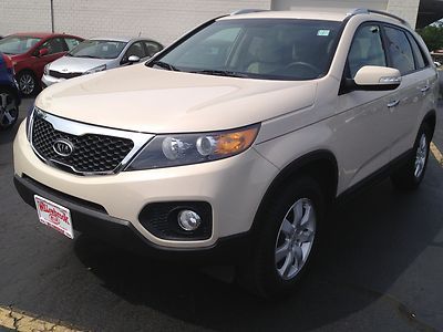2011 kia sorento lx with convenience package!! 1 owner-non-smoker vehicle!
