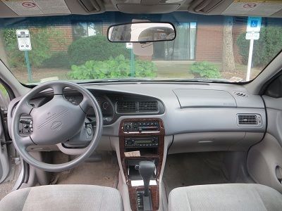 2001 nissan altima gxe sedan 4-door 2.4l