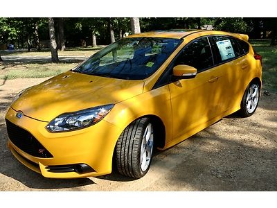 Buy new 252 HP 2013 Focus ST Tangerine Scream Recaro ...