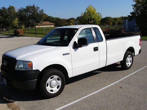 Used 2006 Ford F 150 Xl Standard Cab Pickup 2 Door 4 6l No 2006 Ford F 150 Xl Standard Cab Pickup 2 Door 4 6l No Reserve