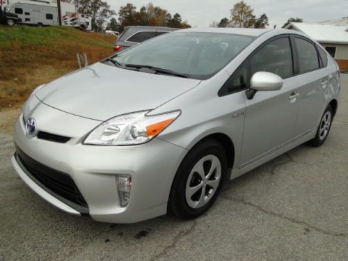 2013 toyota prius hybrid clear title no damage clean excellent condition