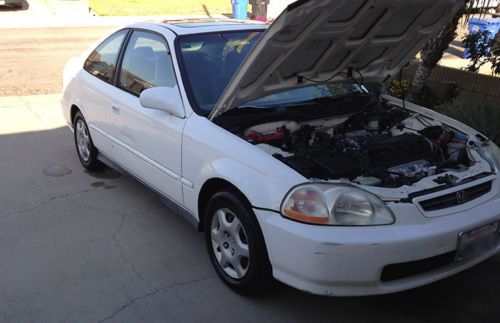 buy used 1998 honda civic ex white coupe 2 door stock typical gas mileage