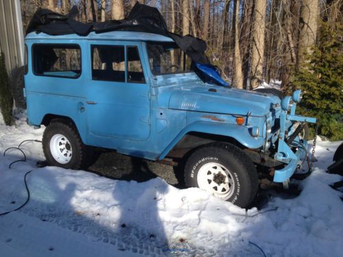 1964 toyota fj 40 landcruiser great shape 4931 m w snow plow runs works great 1f