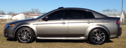 2008 acura tl type-s sedan, 23k miles, warranty