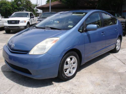 Hybrid hatchback loaded highway miles serviced auto  info center clean l@@k