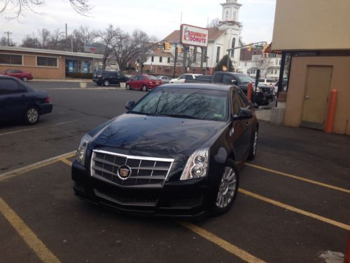 2010 cadillac cts 4 awd,luxury htd leather   no reserve!!!