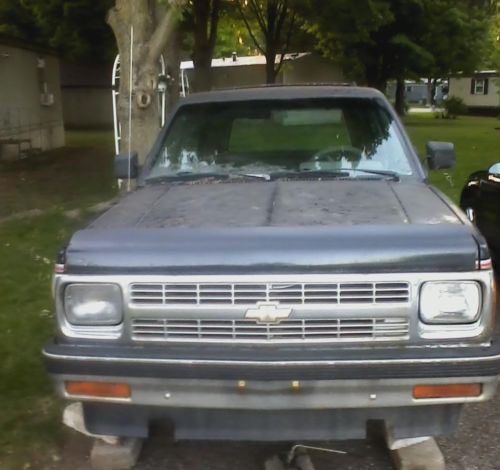 1992 chevrolet s10 blazer base sport utility 4-door 4.3l