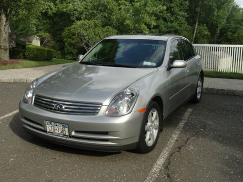 2004 infinity g35x all wheel drive, naviagation - one owner, superb condition.
