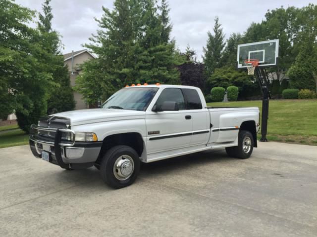 Dodge: ram 3500 dually extended cab 4wd diesel low