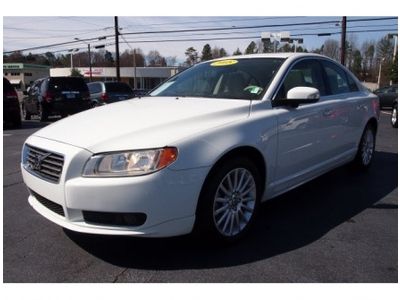 Excellent condition smoke free low miles leather sunroof blind spot detection