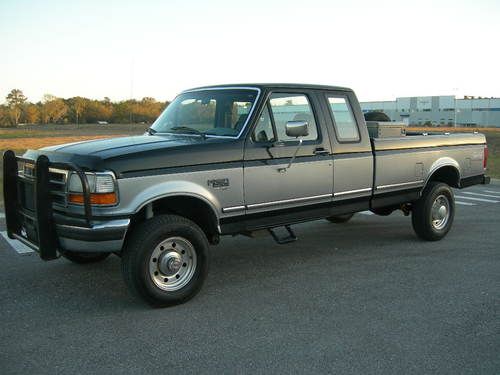1997 f-250 powerstroke 4x4  heavy duty one owner no rust low miles excelent!