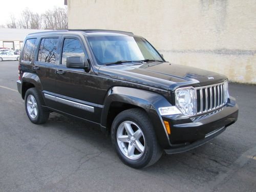 Jeep liberty limited 4 door suv, soft top, power all, navigation, dvd! low miles