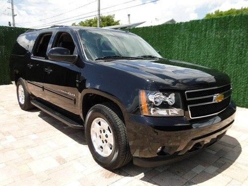 13 chevy suburban lt loaded dual rear dvd full warranty only 20k miles florida