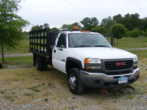 2005 duramax allison tran gmc 3500 1 owner flat bed stake truck 4wd w/ snow plow
